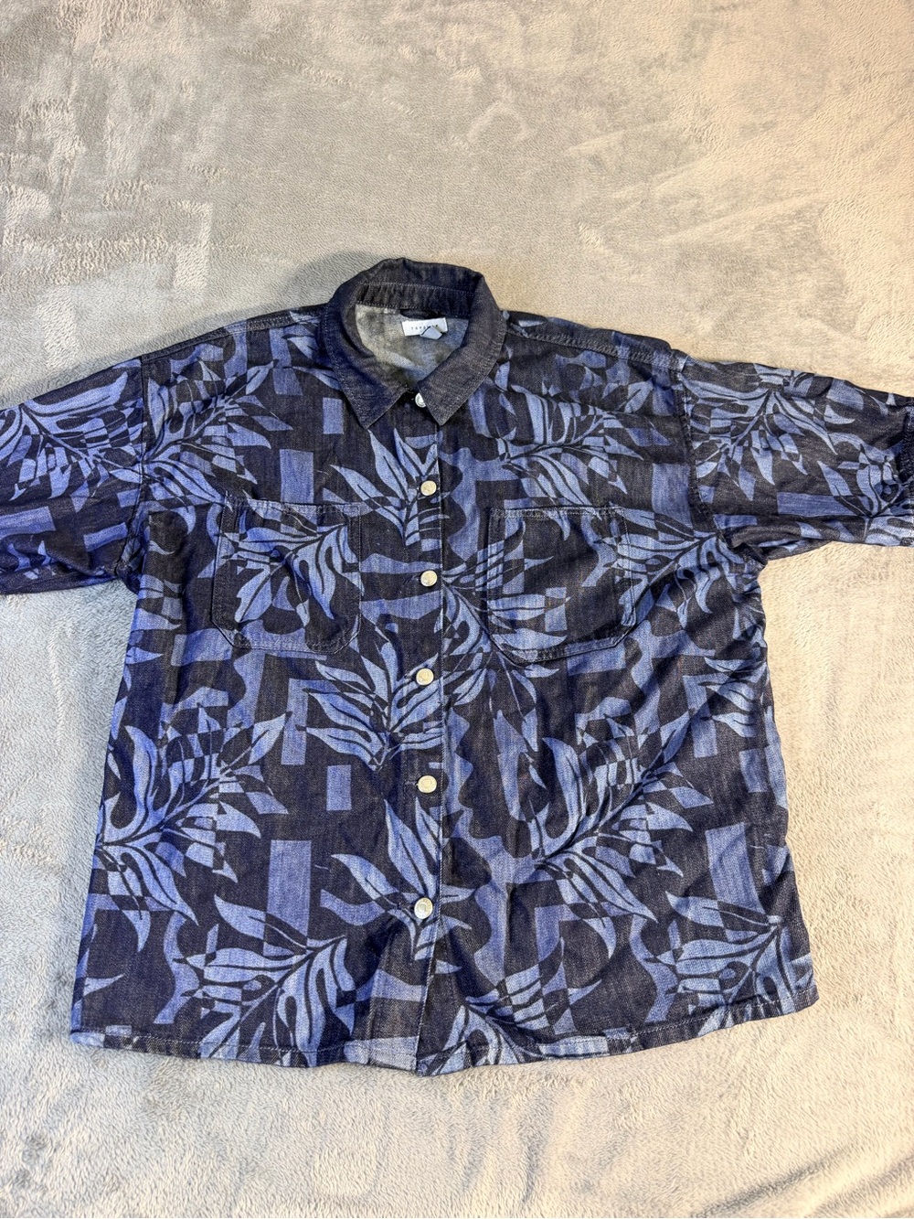 Topshop Blue Indigo Palm Laser Print Lightweight Denim shirt size 10